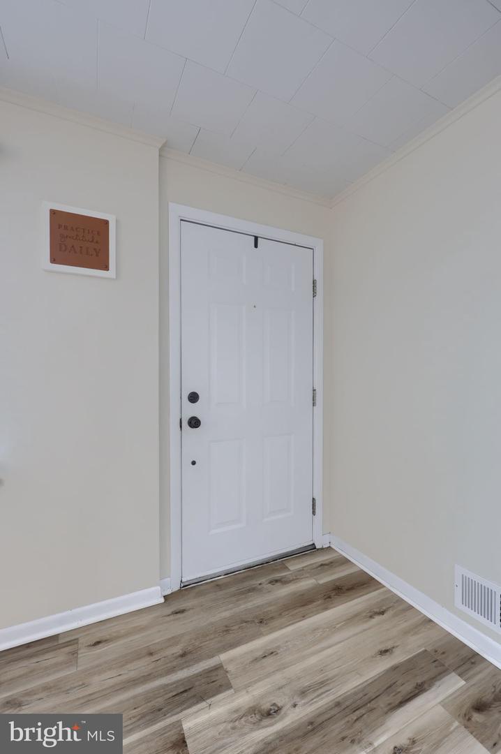 222 N Penn St Property Photo 5