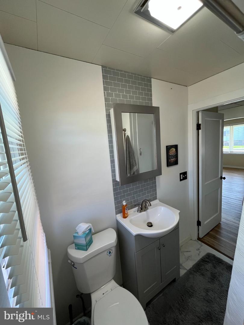 222 N Penn St Property Photo 7