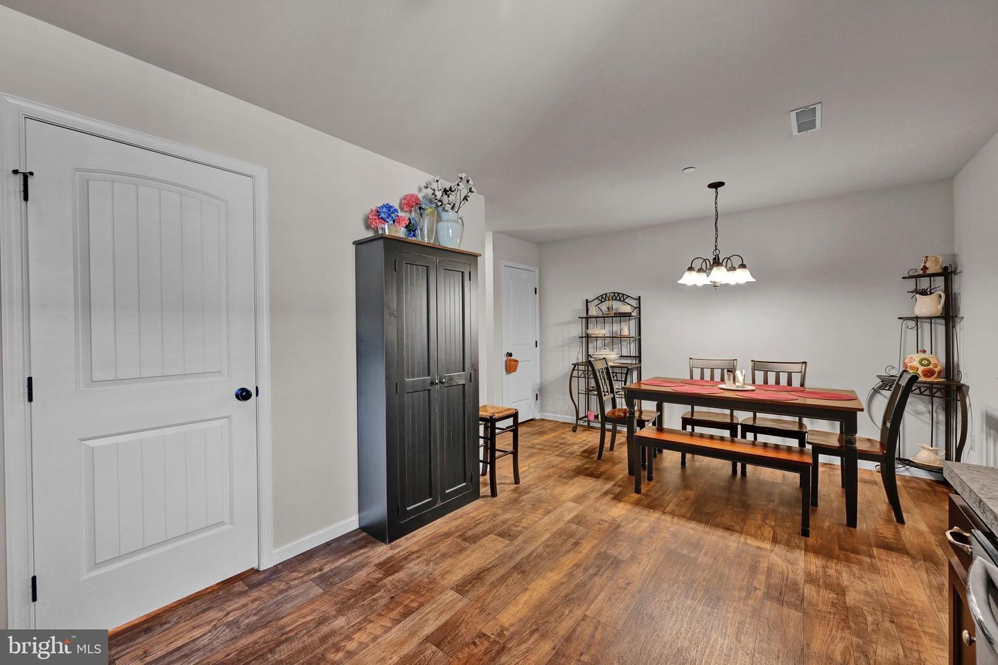 521 Byler Cir Property Photo 13