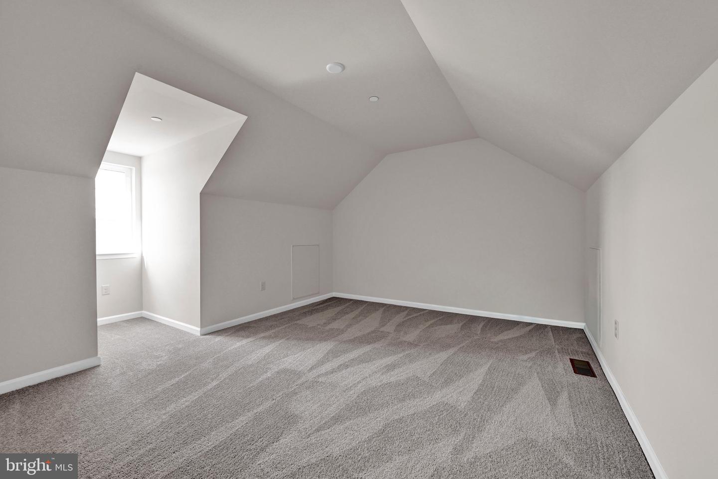 521 Byler Cir Property Photo 35