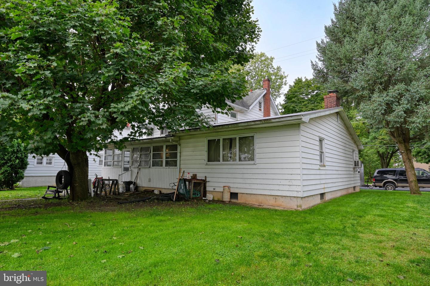 528 S Railroad St Property Photo 29