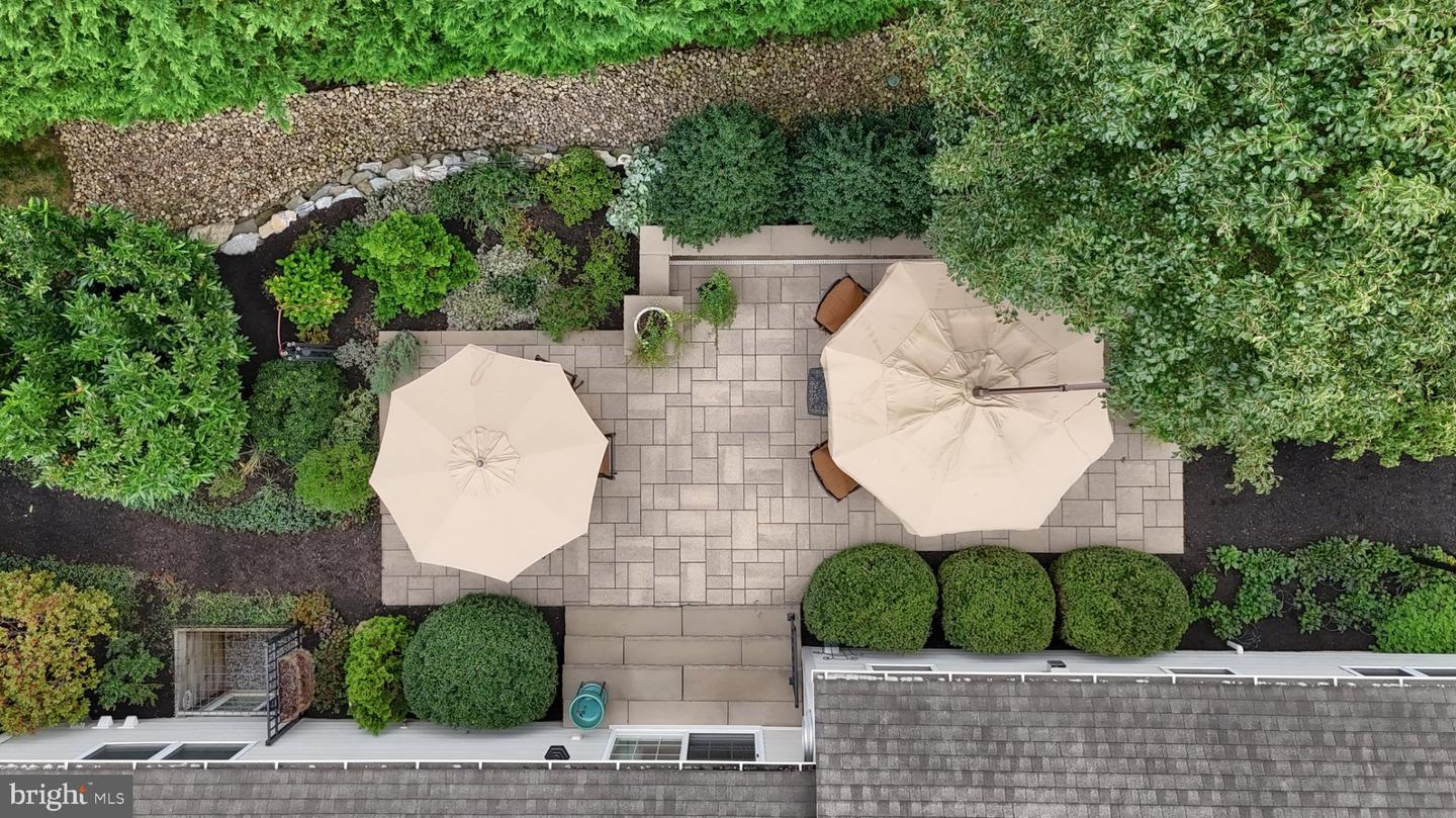 1819 Fieldcrest Rd Property Photo 43