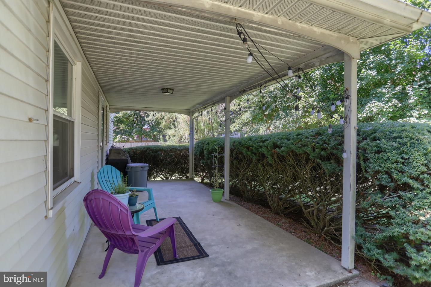 105 Locust St Property Photo 8
