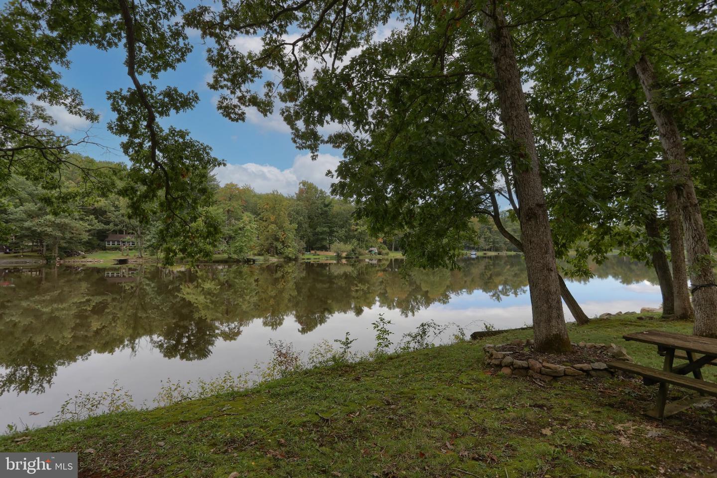 146 Lakeside Dr Property Photo 19