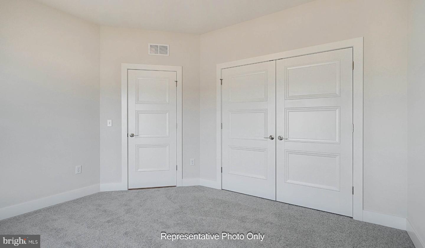 609 Pinnacle Ridge Dr Property Photo 5