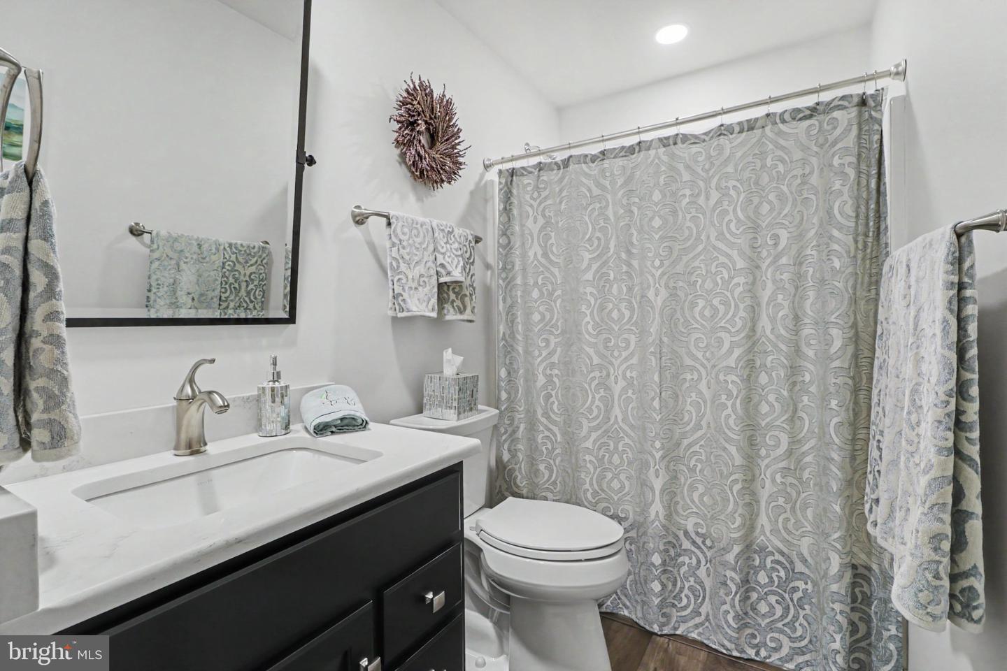 1019 Alden Way Property Photo 26