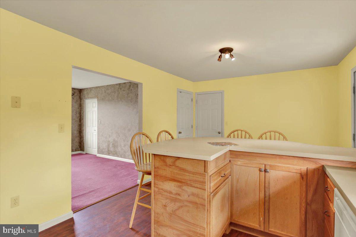 124 Treeline Dr Property Photo 5
