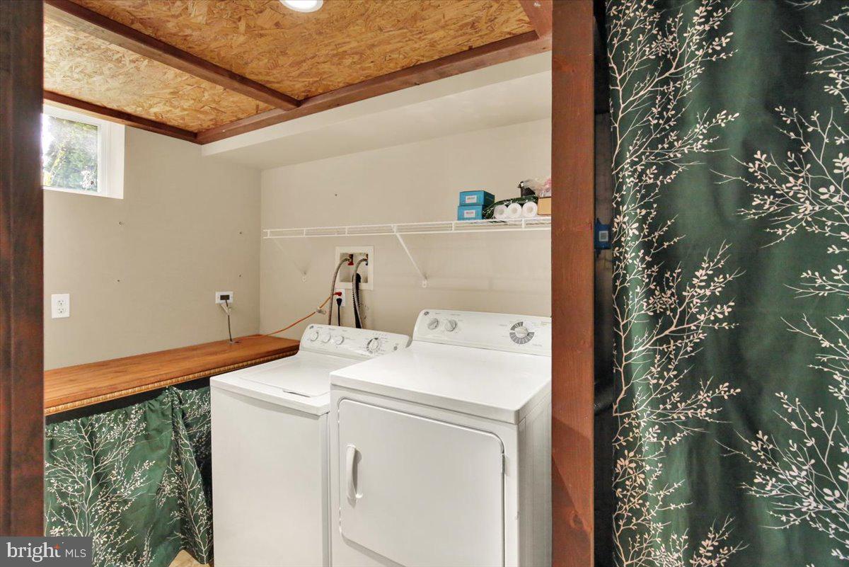 124 Treeline Dr Property Photo 26