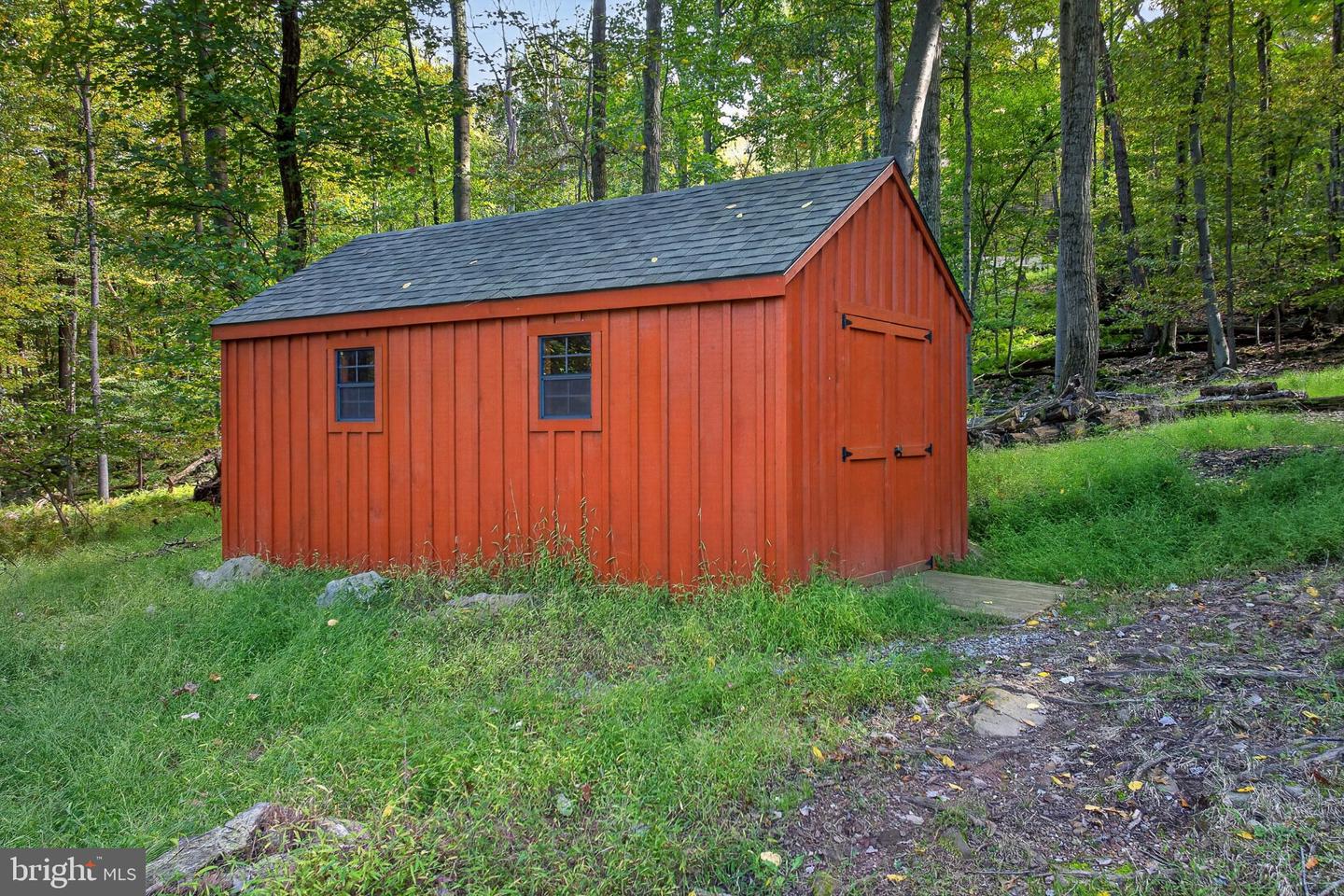 312 Spring Hill Ln Property Photo 53