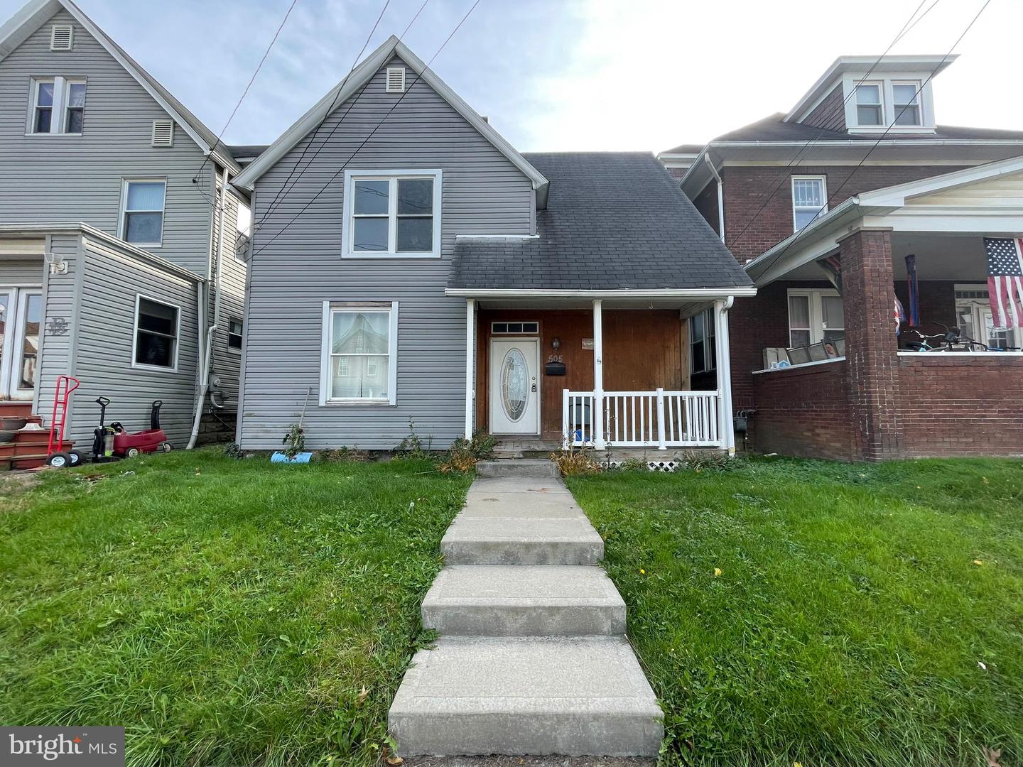 505 Wayne Ave Property Photo