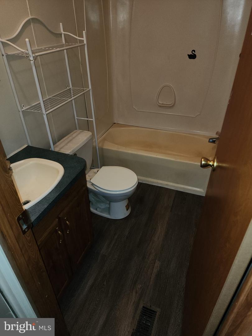 162 Birchwood Village Ests Property Photo 13