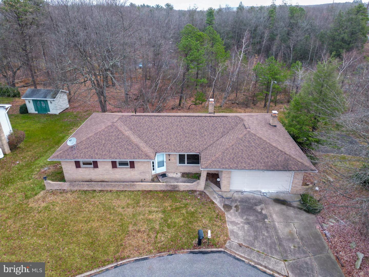 1 Circle Dr Property Photo