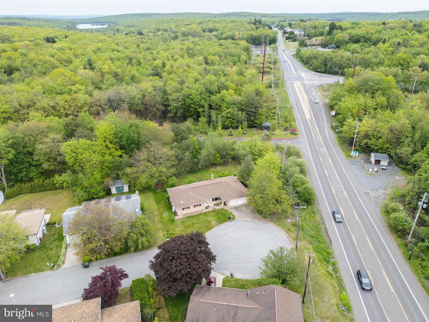 1 Circle Dr Property Photo 2