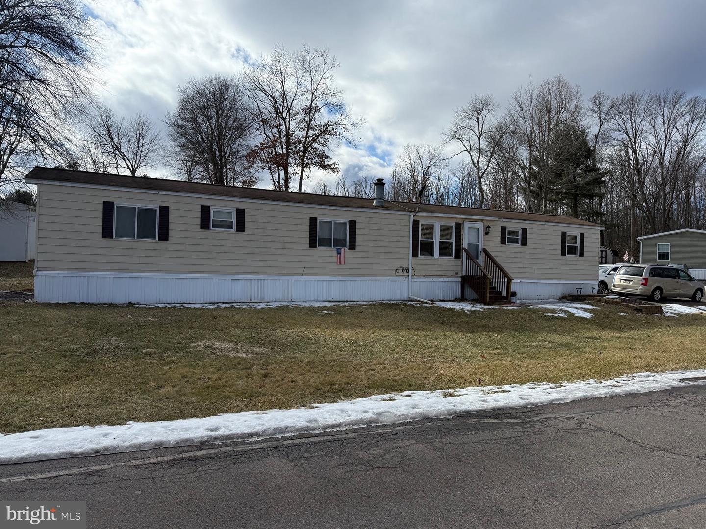 113 Valley Stream Park Property Photo