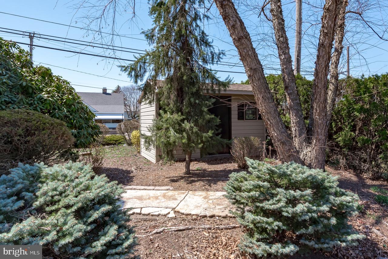 1627 N Church St Property Photo 32