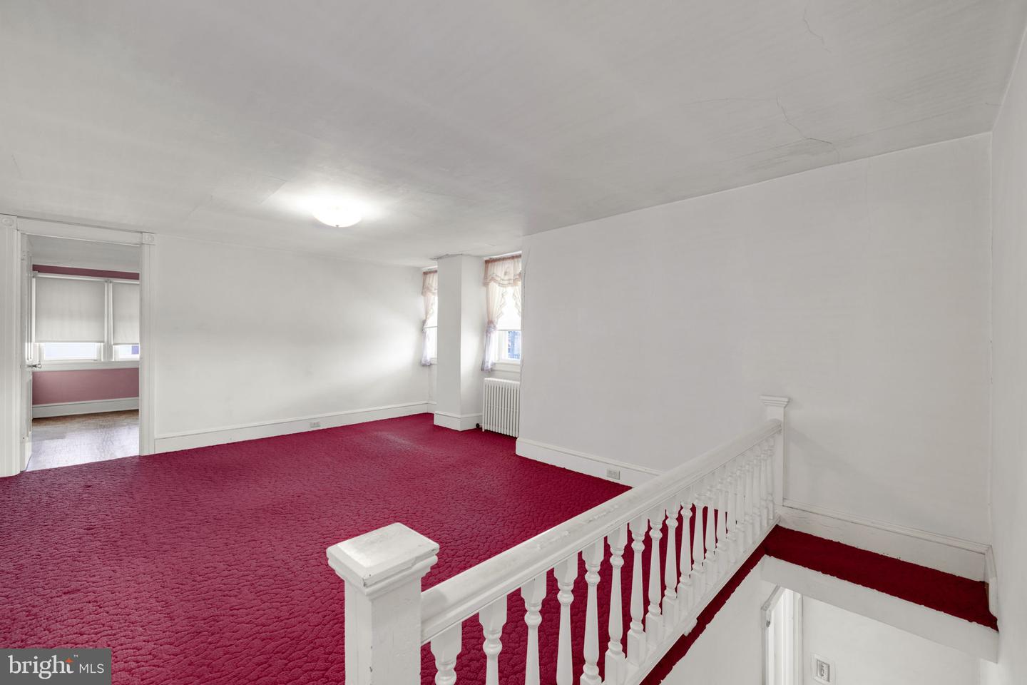 662 N Vine St Property Photo 25