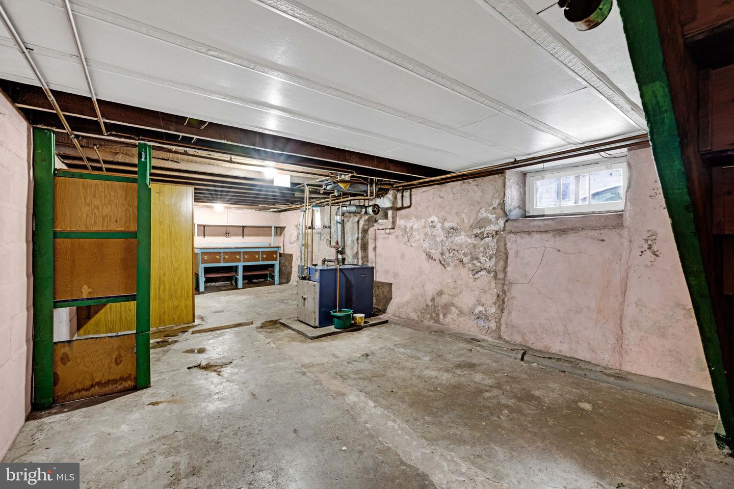662 N Vine St Property Photo 31