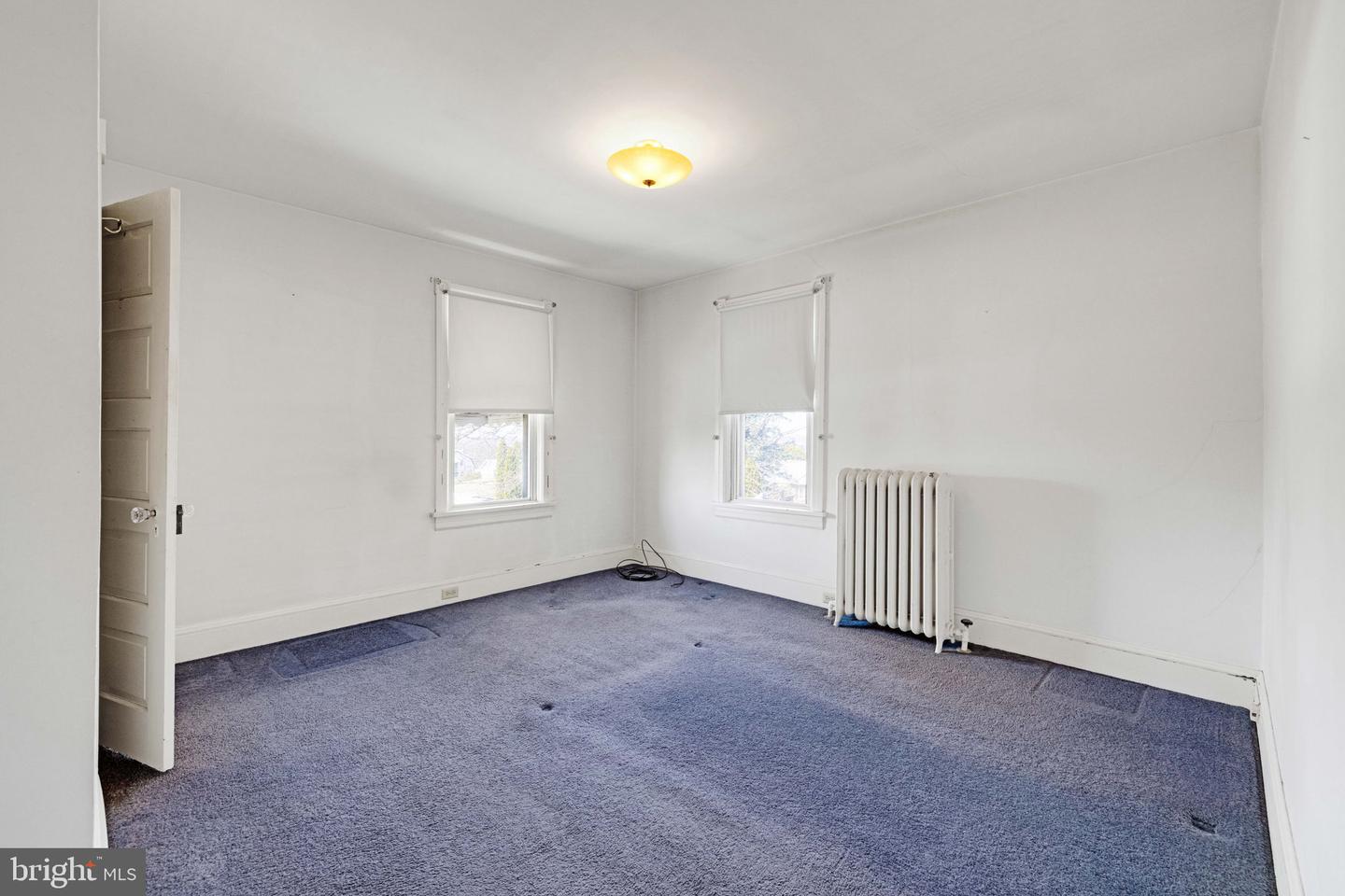 662 N Vine St Property Photo 47
