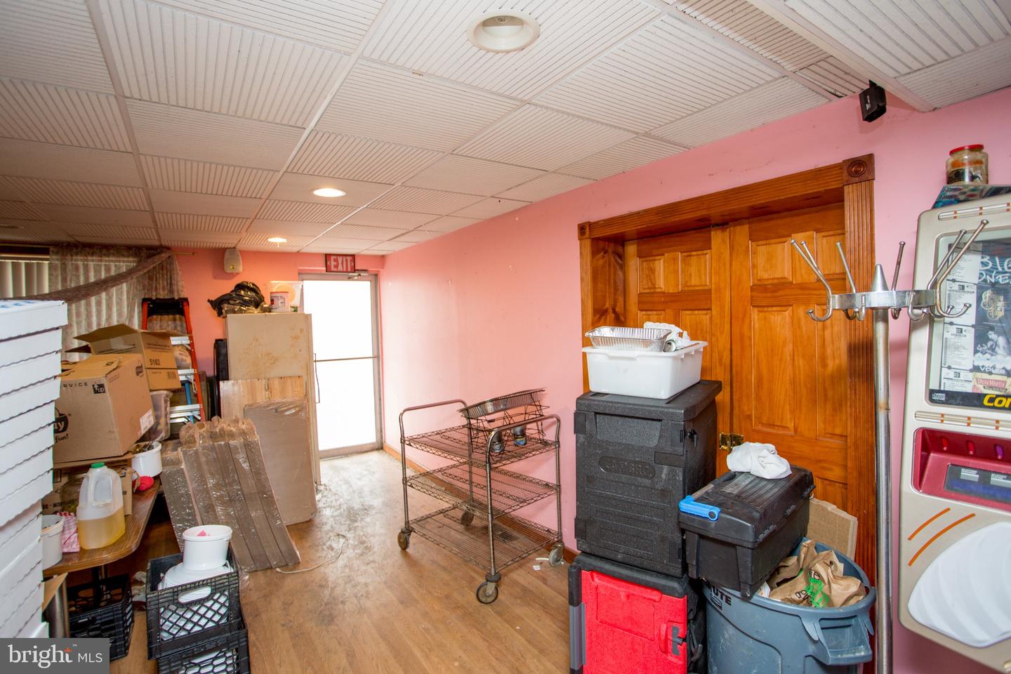 1111-1112 Main Property Photo 84