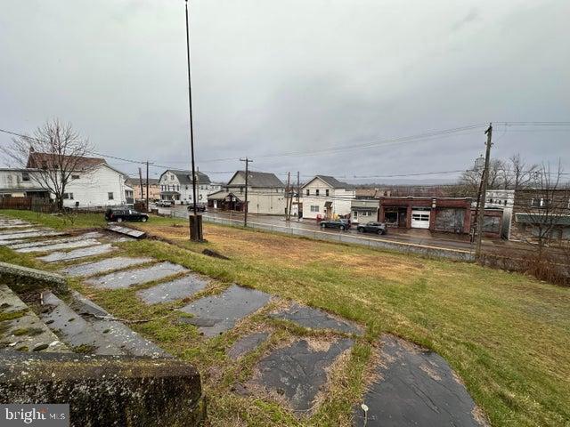 710 Main St Property Photo 3