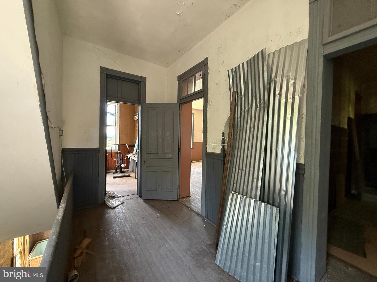 710 Main St Property Photo 36