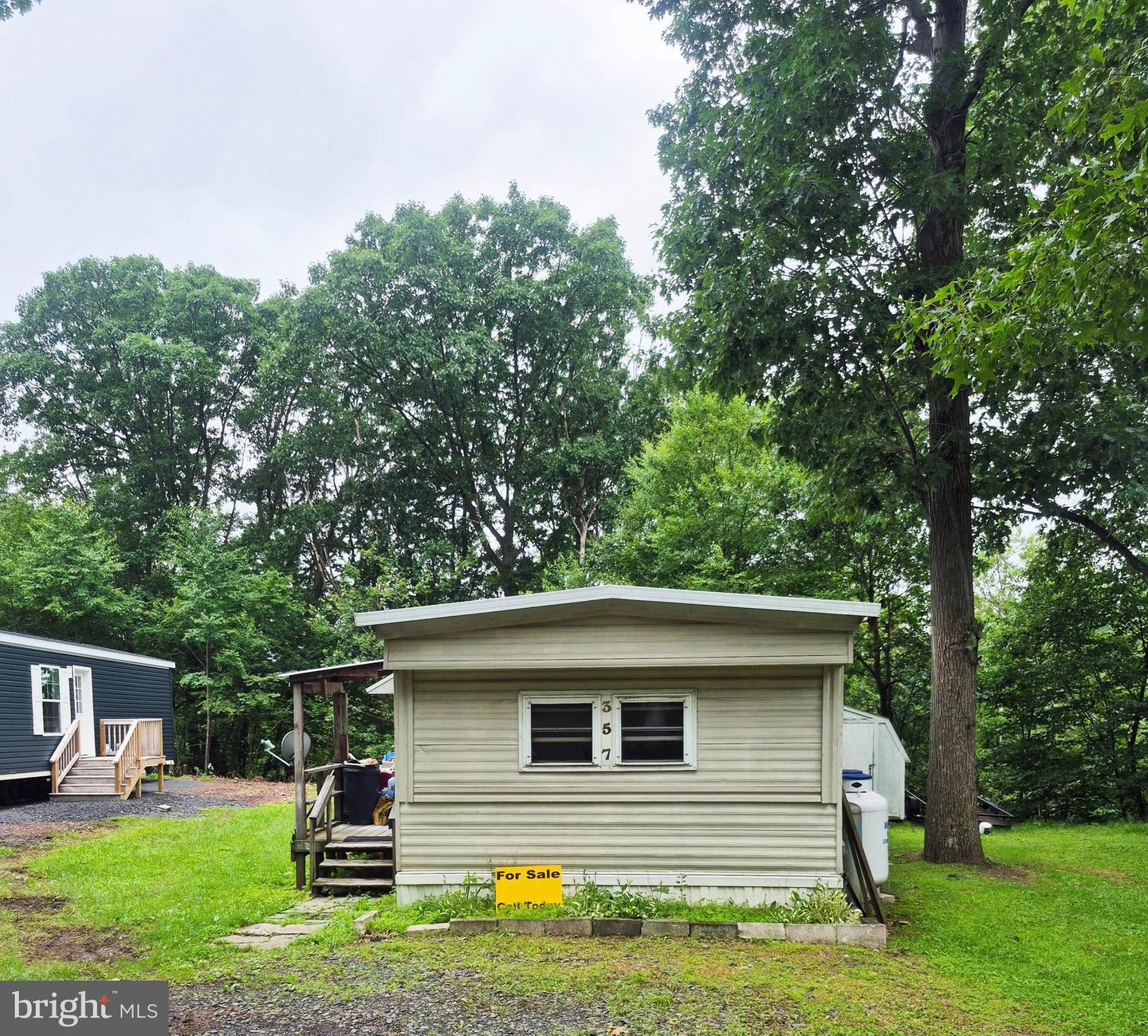 357 Laurel Run Est Property Photo 1