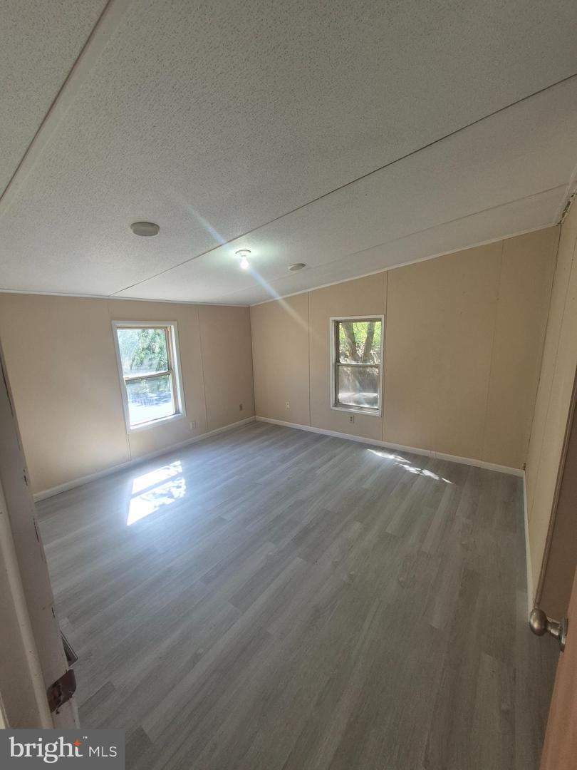 253 Birchwood Est Property Photo 8