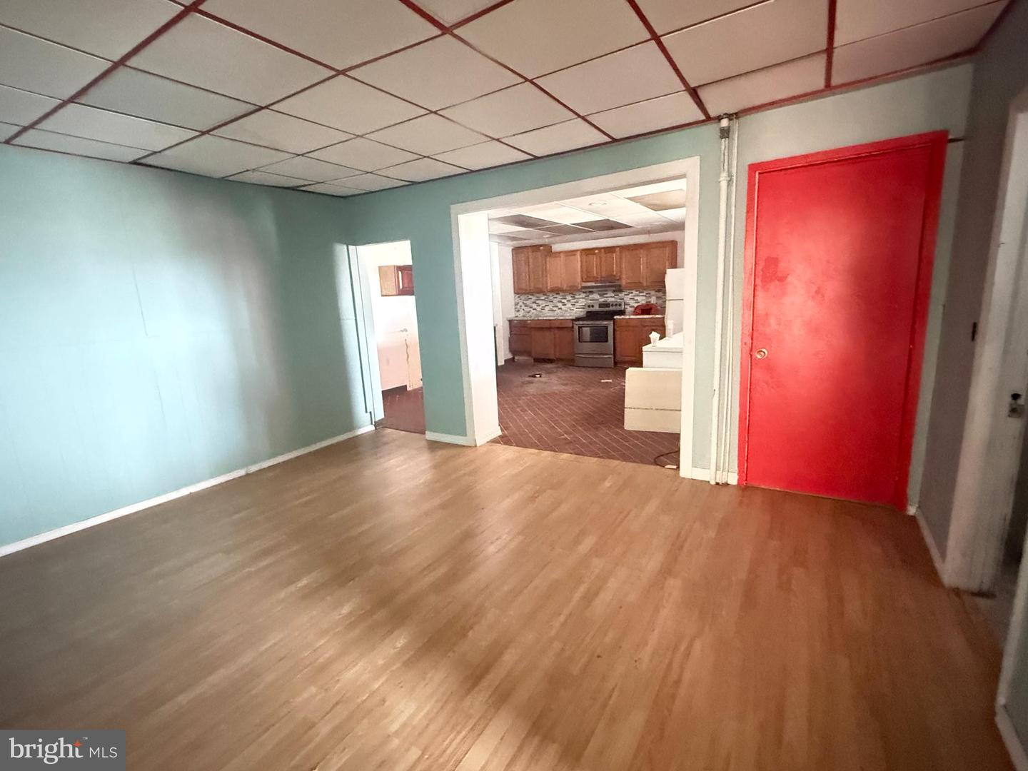 863 Main St Property Photo 2