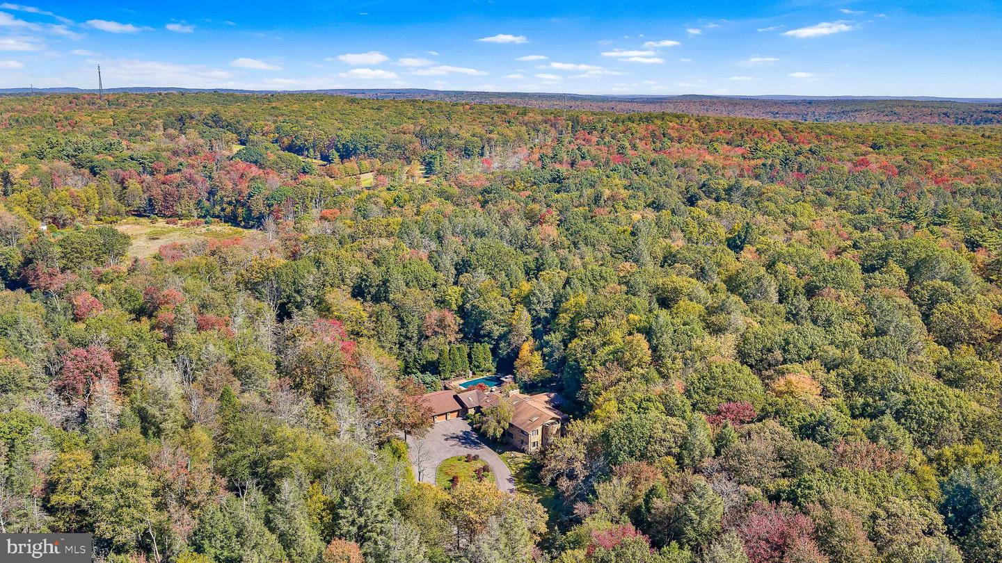 6760 Bear Creek Blvd Property Photo 8