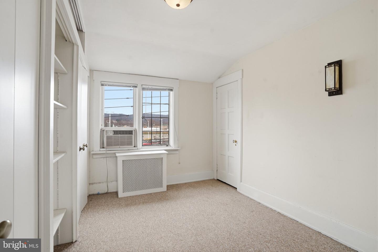 651 Wyoming Ave Property Photo 65