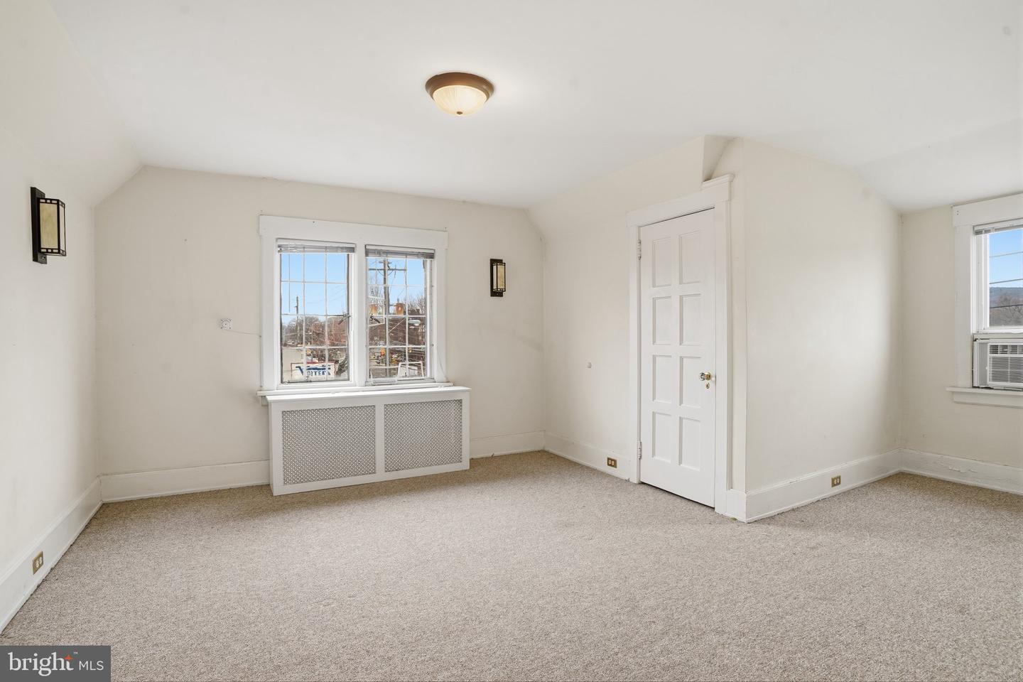 651 Wyoming Ave Property Photo 68