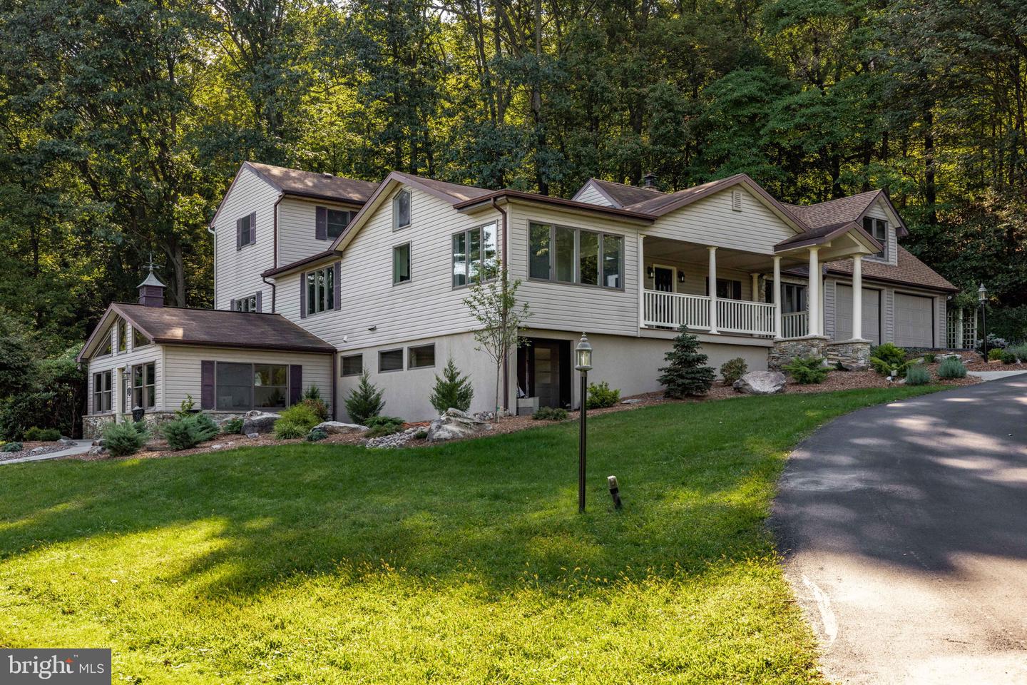 Short Ln Property Photo 2
