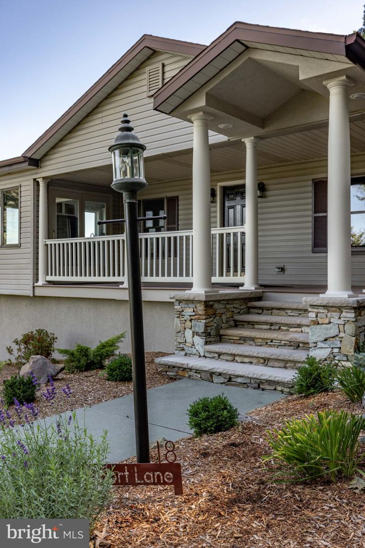 Short Ln Property Photo 6