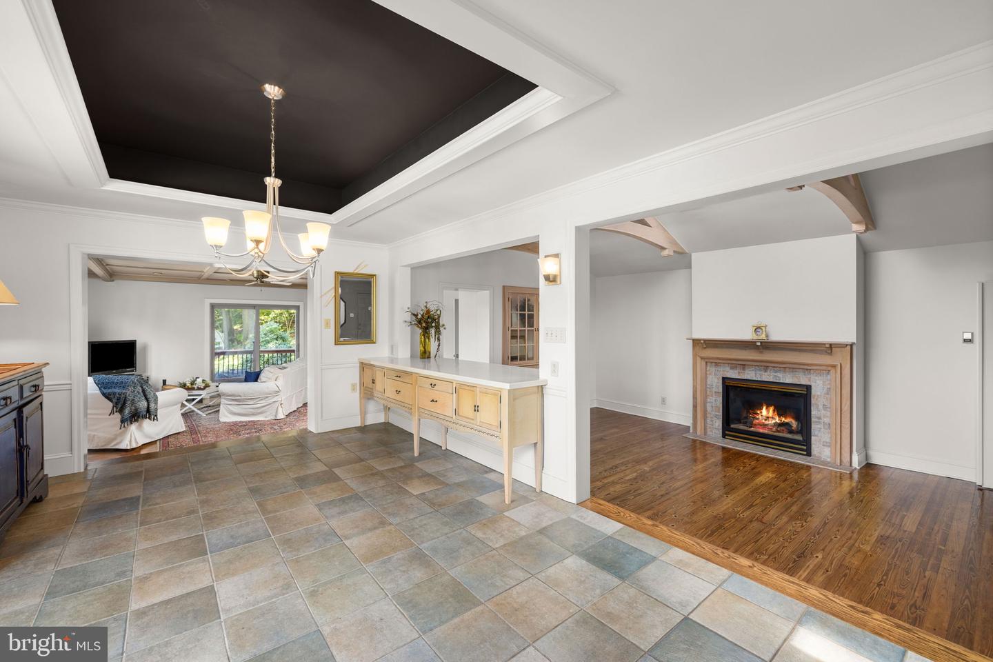 Short Ln Property Photo 18