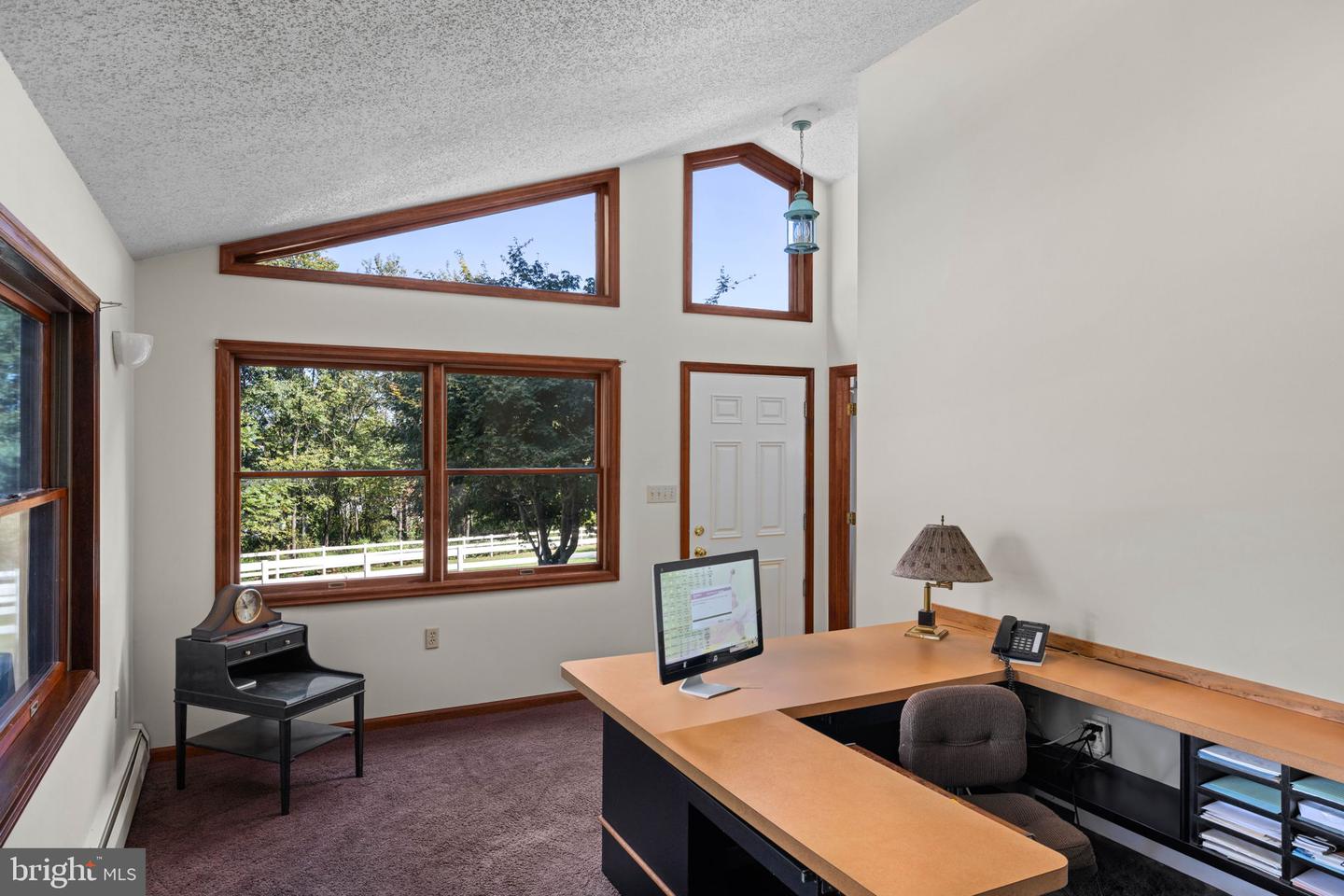 Short Ln Property Photo 37