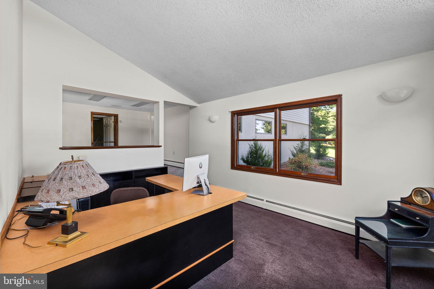 Short Ln Property Photo 38