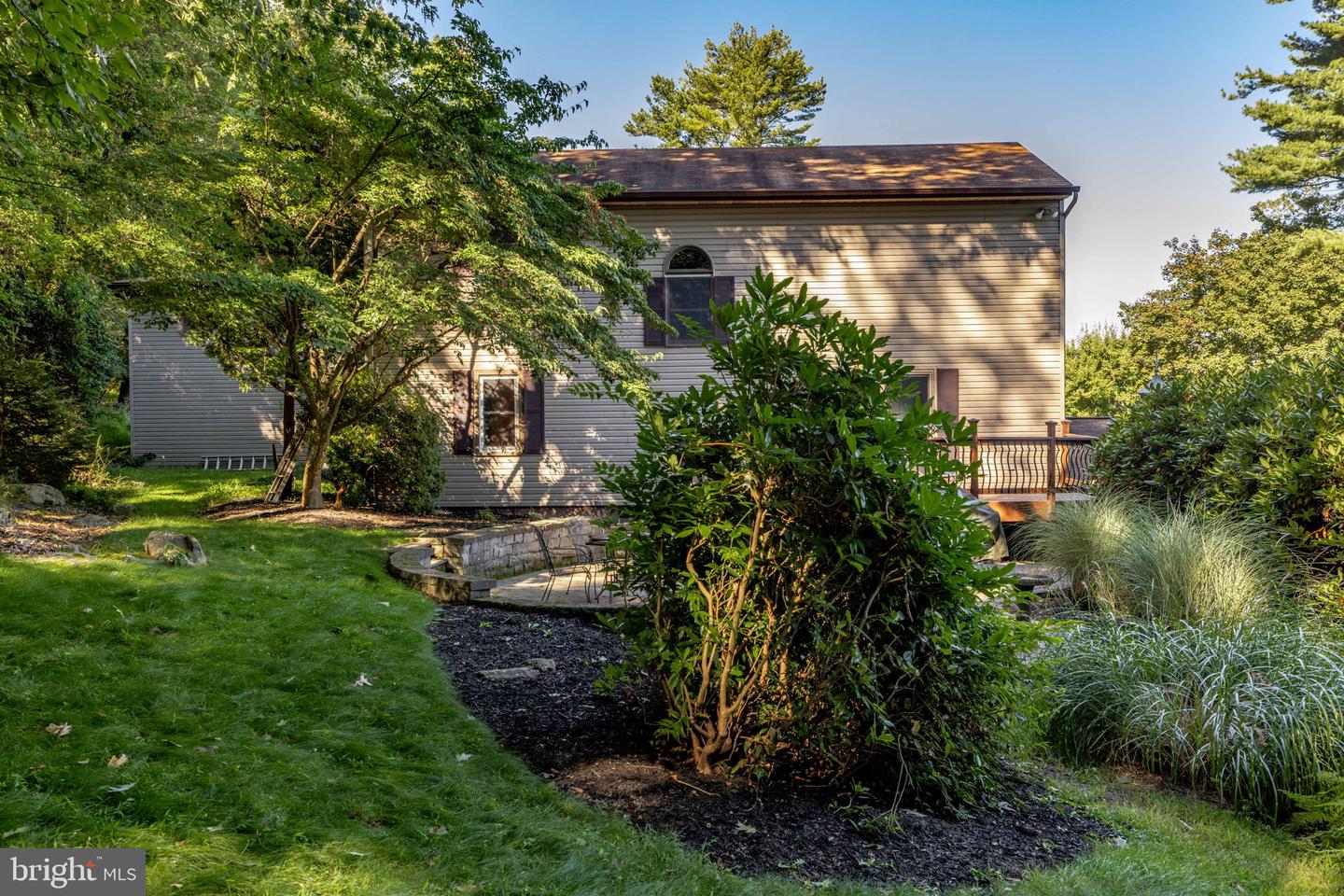 Short Ln Property Photo 51