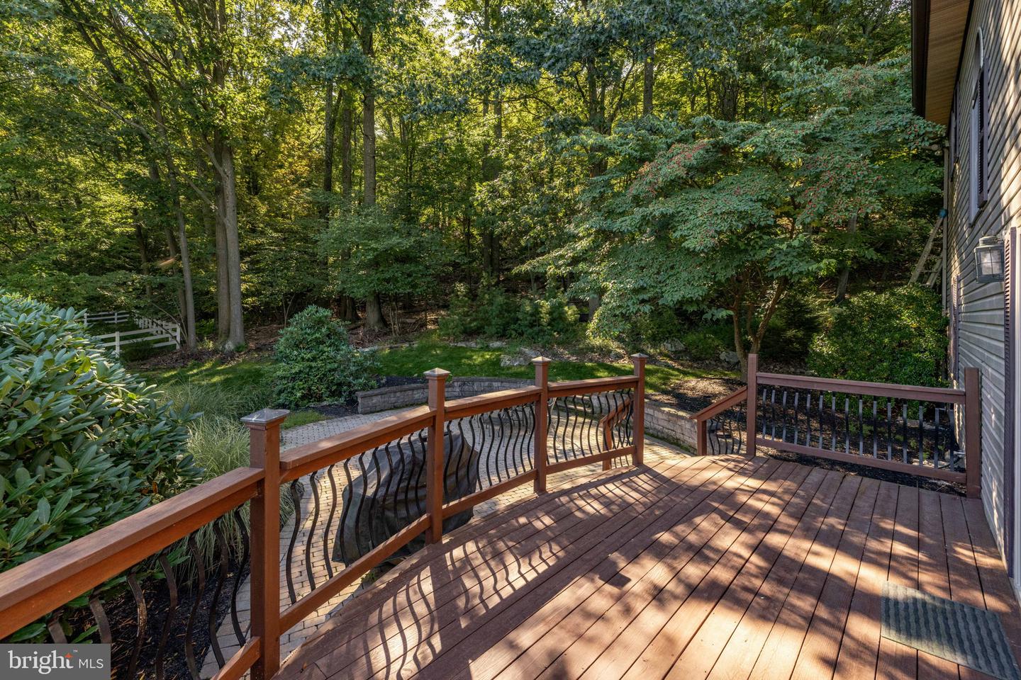 Short Ln Property Photo 53
