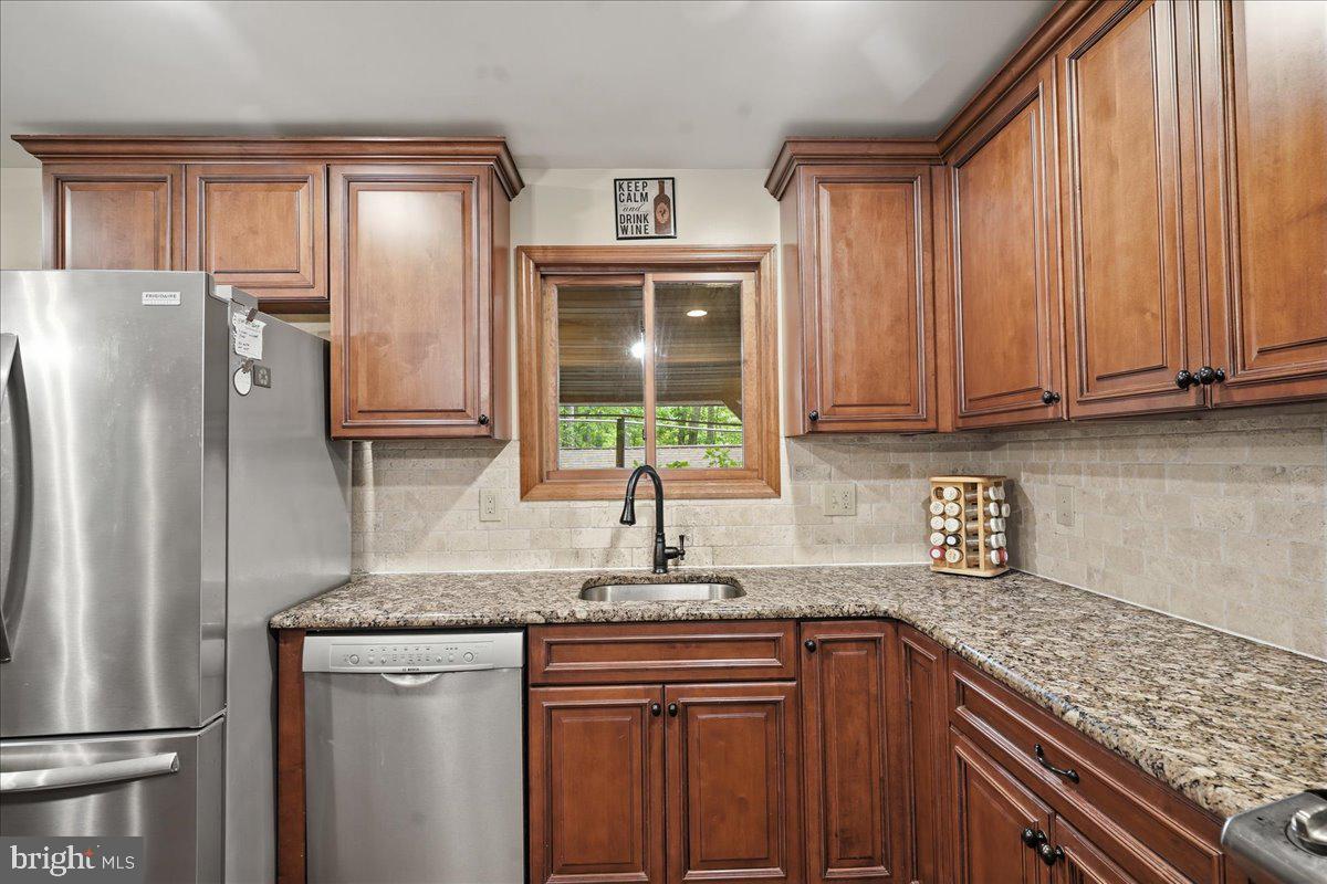 208 Owego Dr Property Photo 32