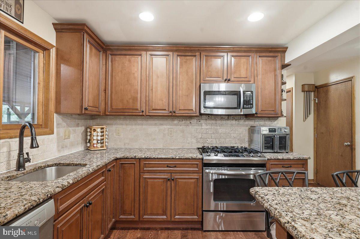 208 Owego Dr Property Photo 34
