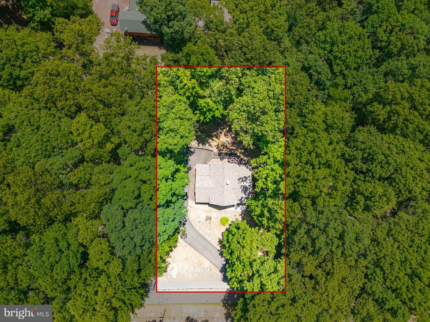 150 N Iroquois Property Photo 54