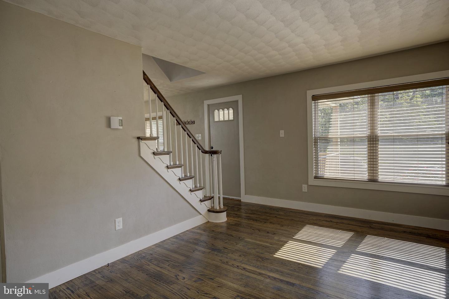 10 Park Street Property Photo 5