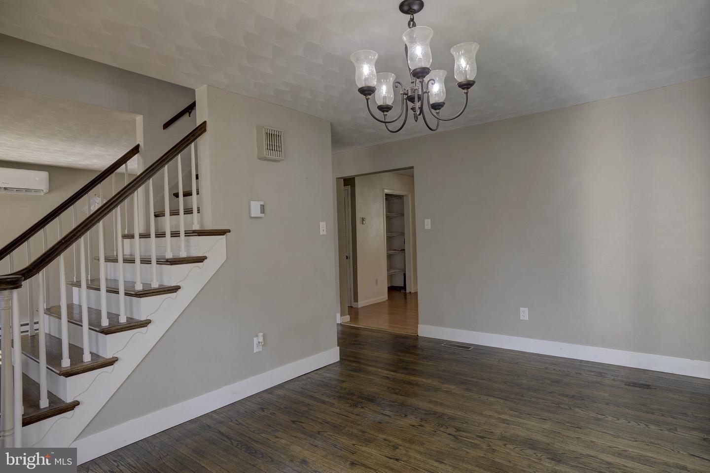 10 Park Street Property Photo 8
