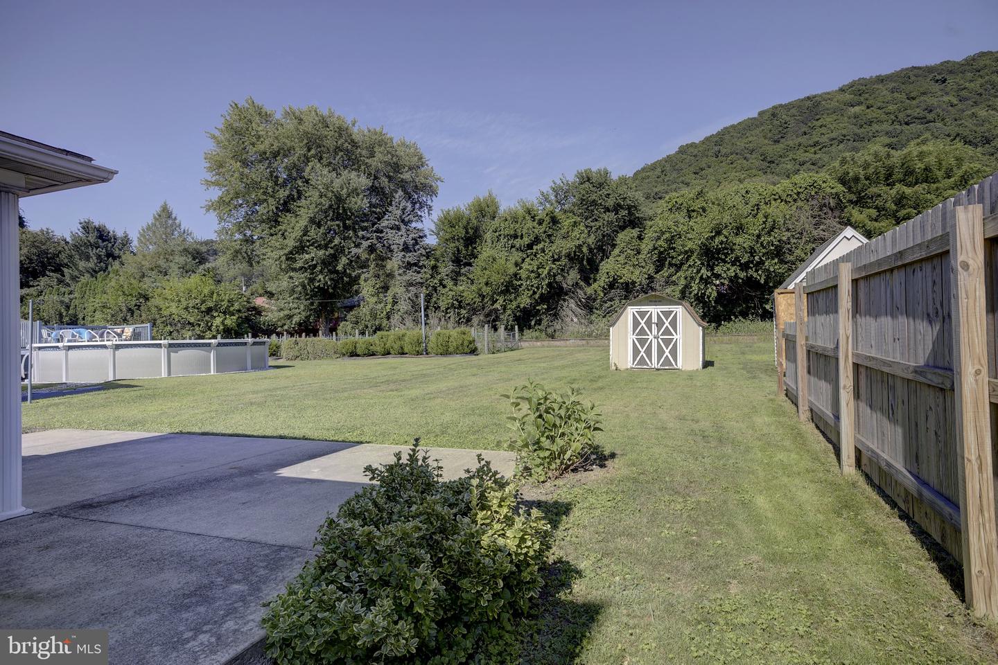 10 Park Street Property Photo 23