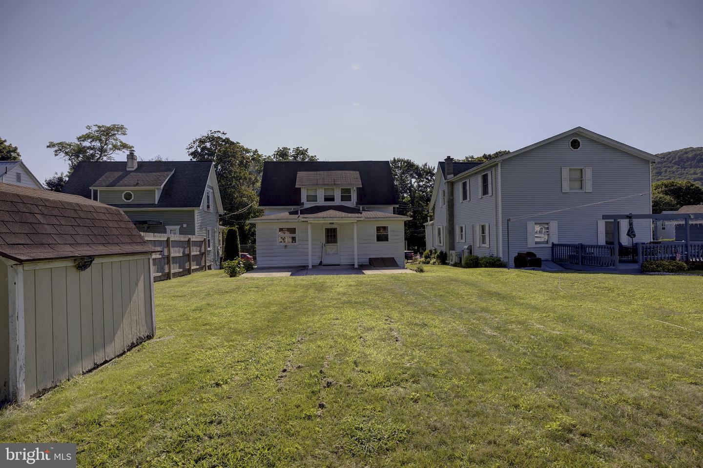10 Park Street Property Photo 26