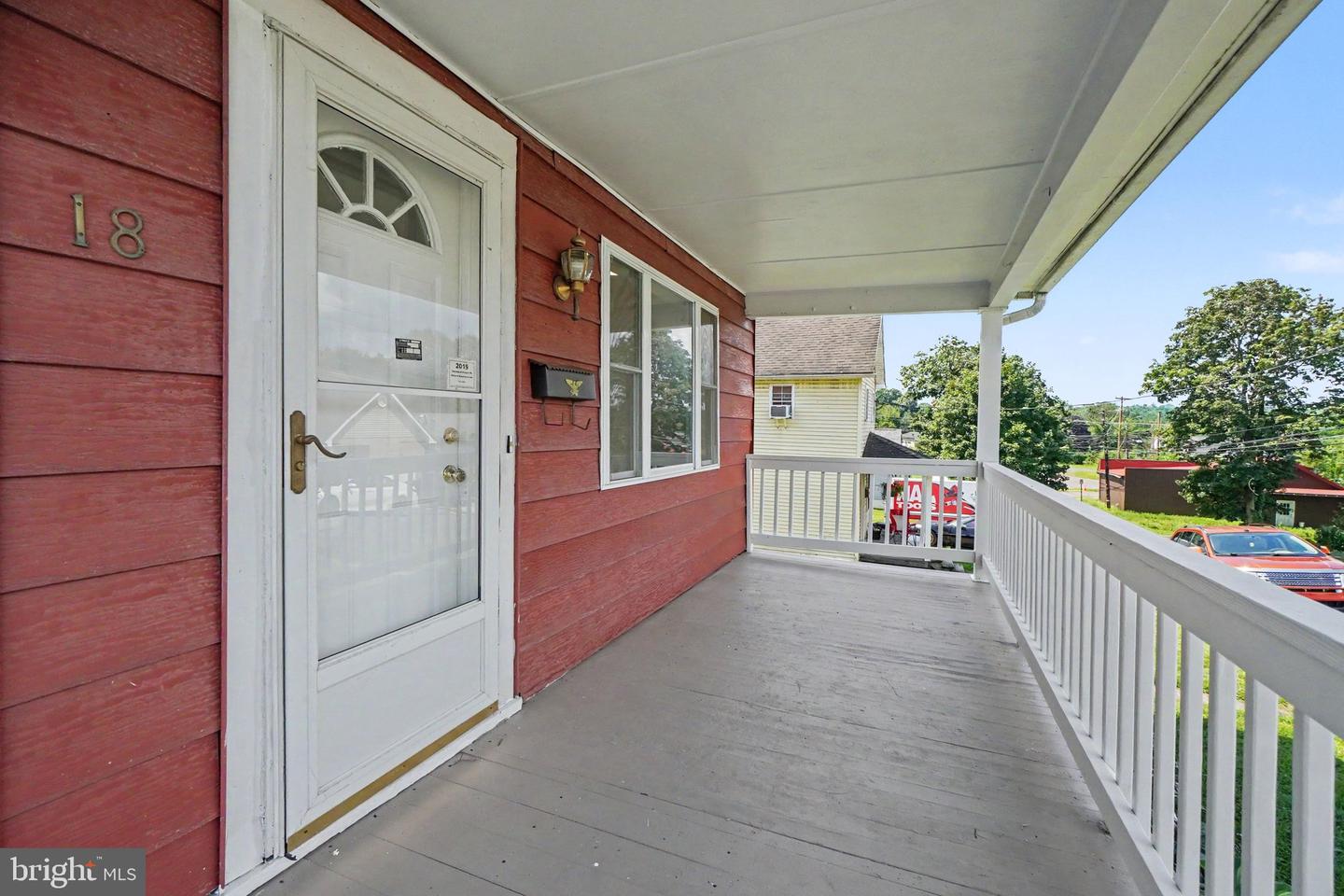 18 Gruver St Property Photo 5