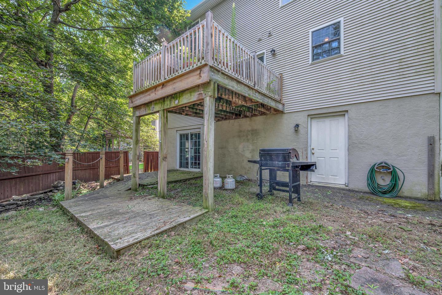 173 Chestnut St Property Photo 6