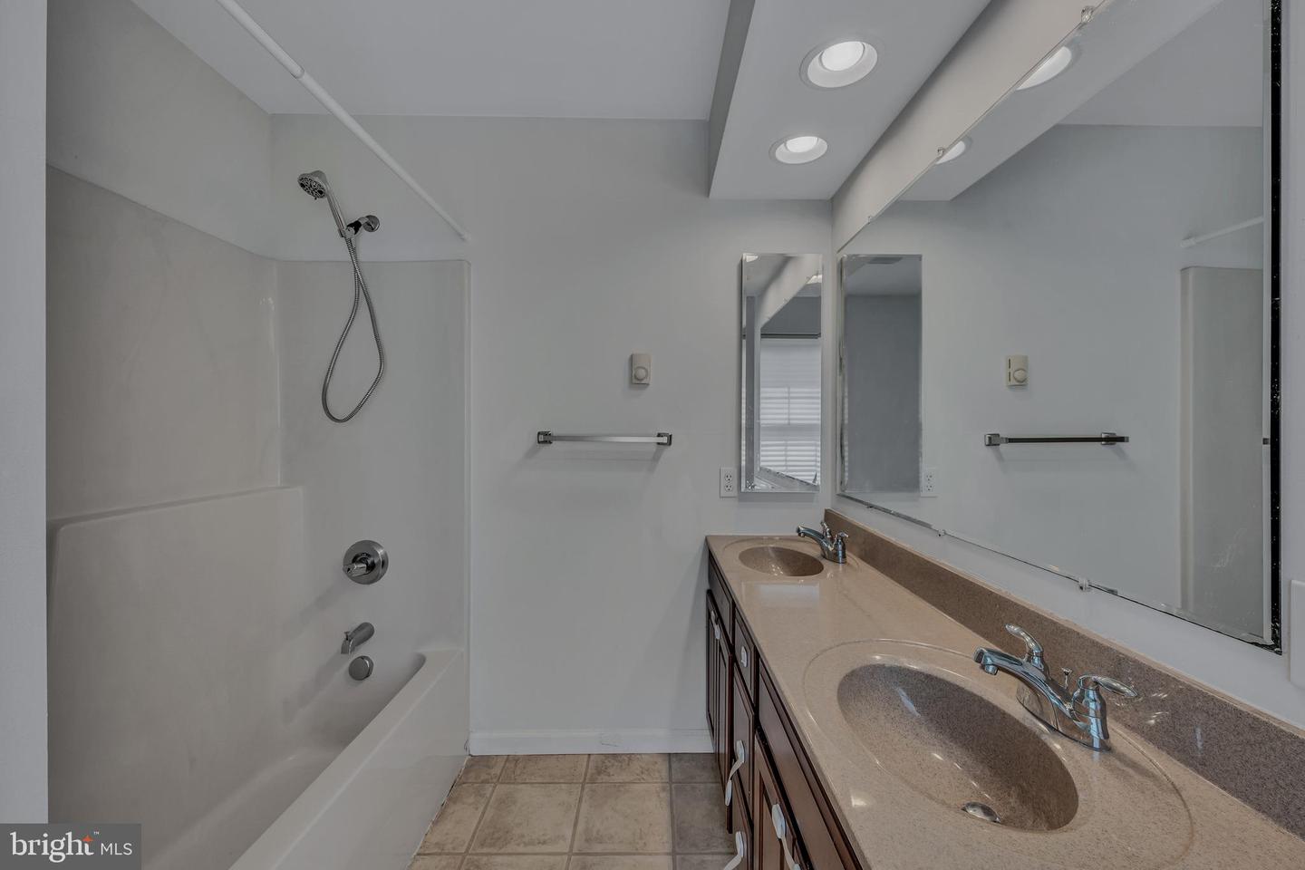 173 Chestnut St Property Photo 23