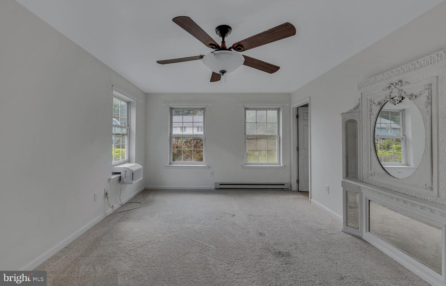 173 Chestnut St Property Photo 27