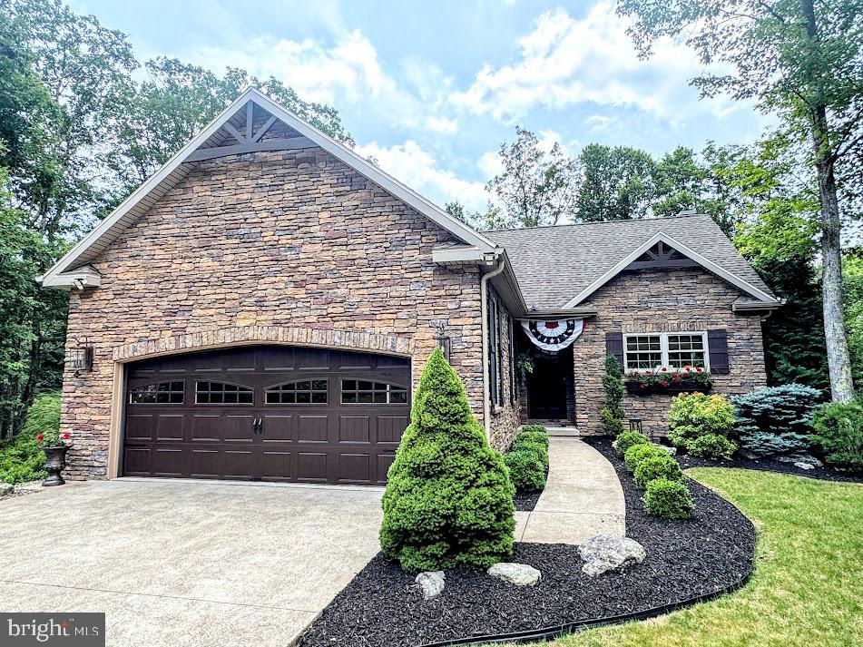 14 Winged Foot Drive Property Photo 1